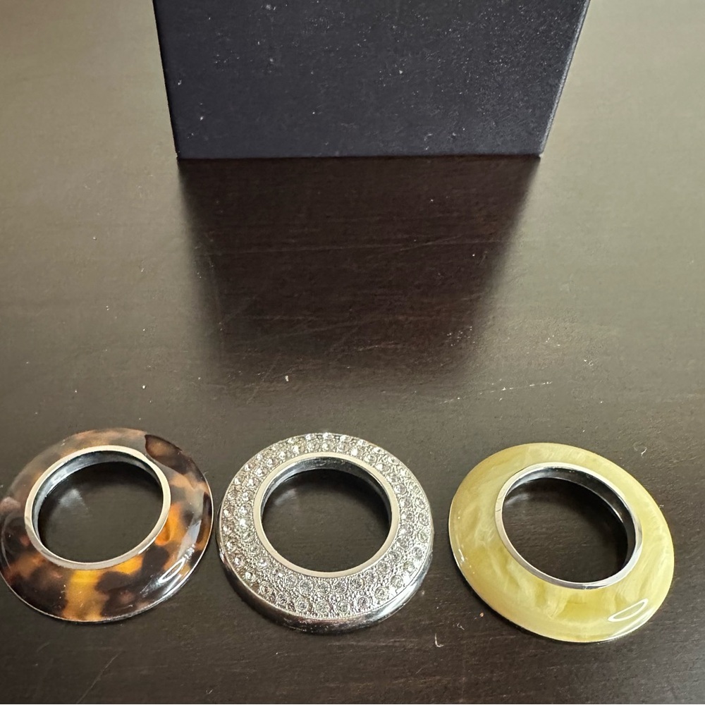 Michael Kors Silver Crystal-Accented Women’s Watch with Interchangeable Bezels - Picture 5 of 9